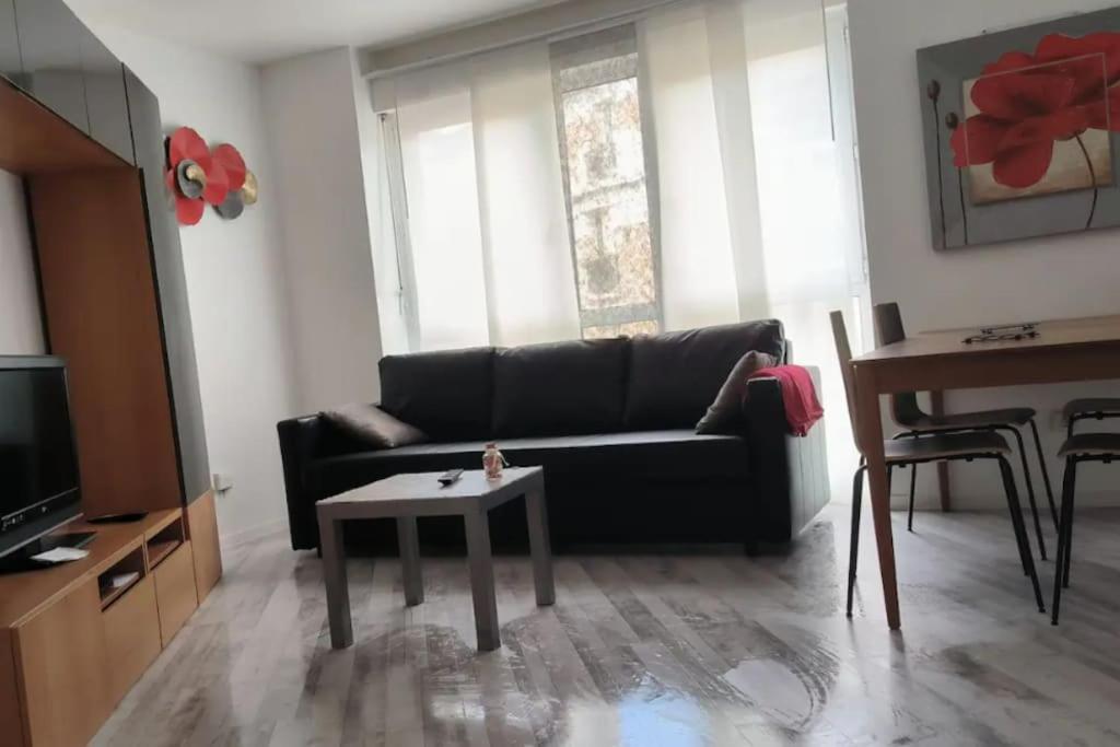 Superb Modern Apartment Clichy Buitenkant foto