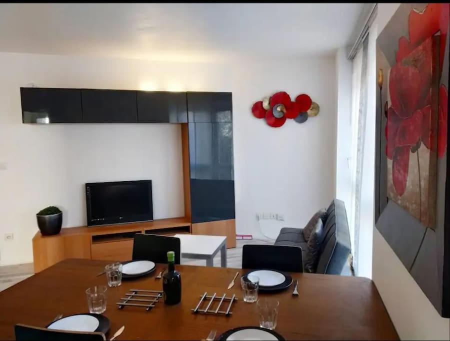 Superb Modern Apartment Clichy Buitenkant foto